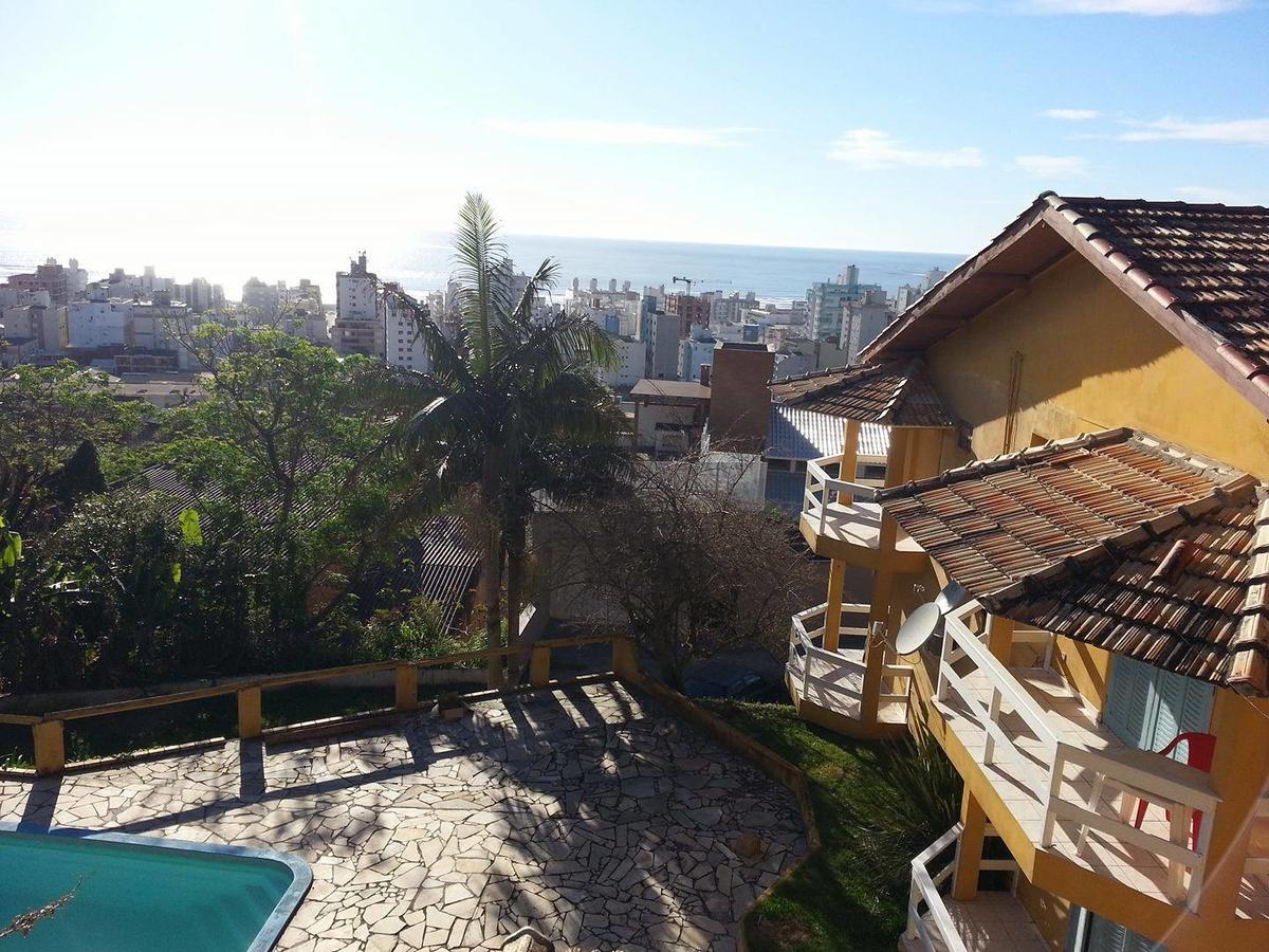 Pousada Laguna Bagian luar foto