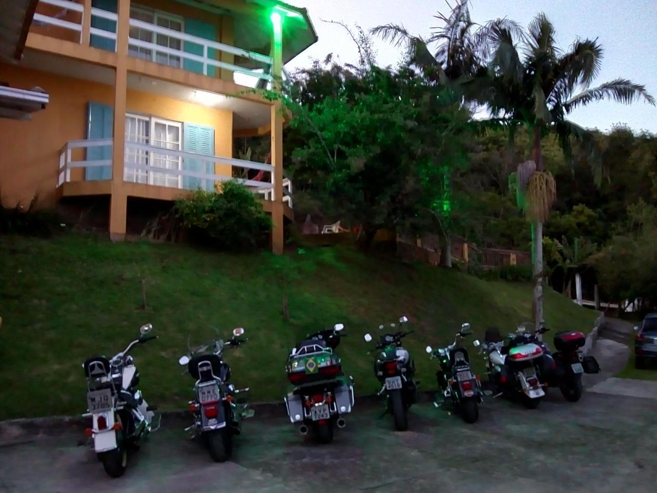 Pousada Laguna Bagian luar foto